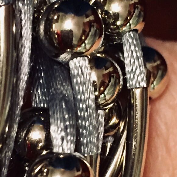 Silver tone and gray bracelet - Picture 2 of 3